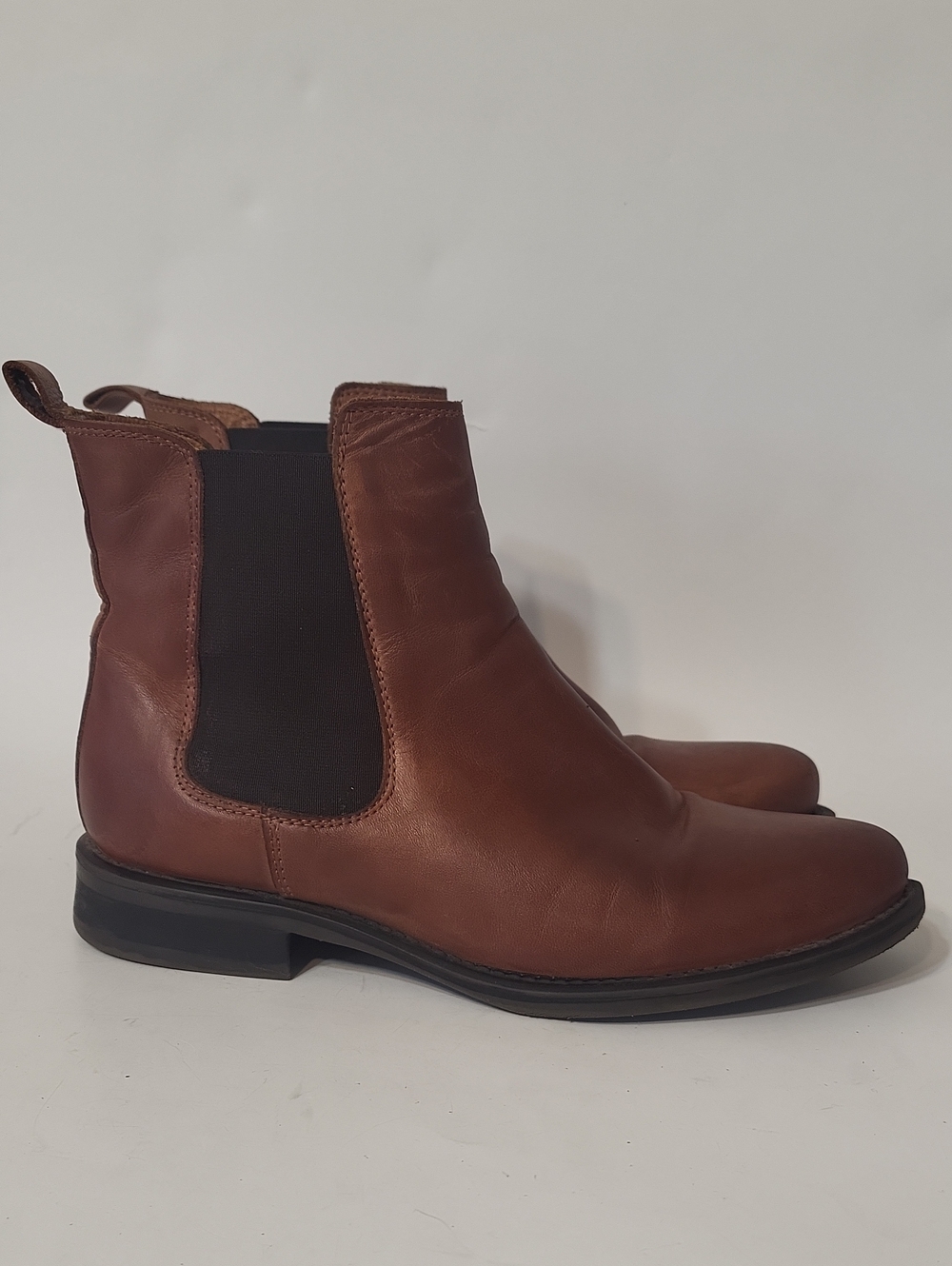 Little Burgundy Cognac Leather Chelsea Boots Ankle Booties Size 37.5